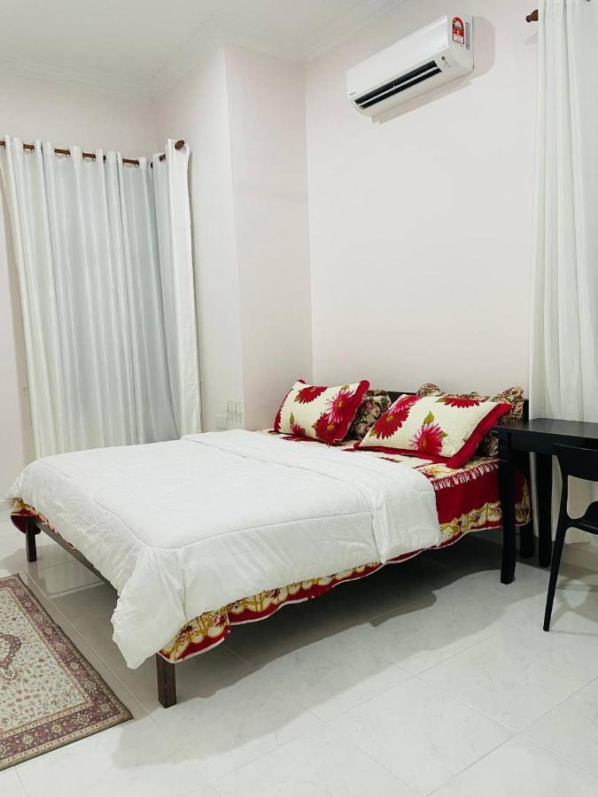 Adda Guest House Kota Bharu Bagian luar foto