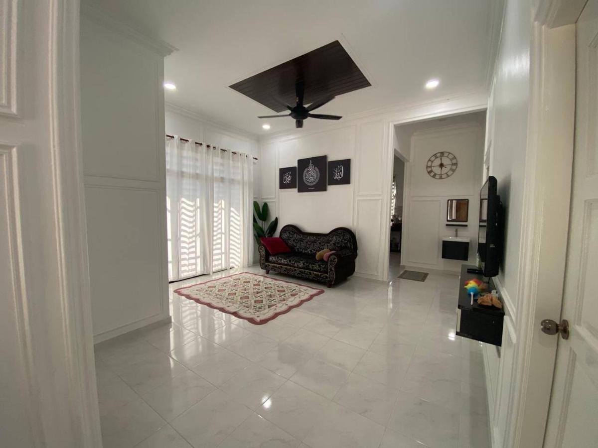 Adda Guest House Kota Bharu Bagian luar foto