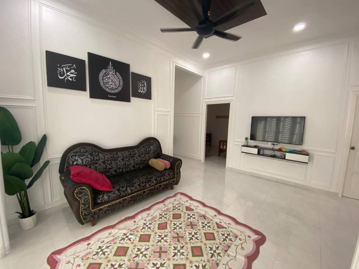 Adda Guest House Kota Bharu Bagian luar foto
